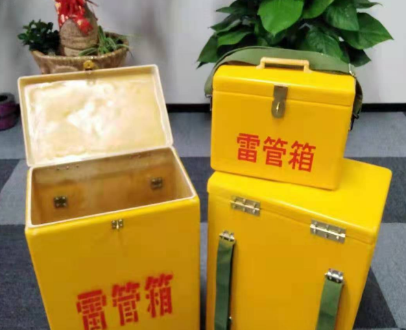 河东玻璃钢雷管箱有哪些特点