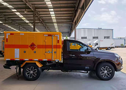 河东民用爆破器材运输车如何防静电？